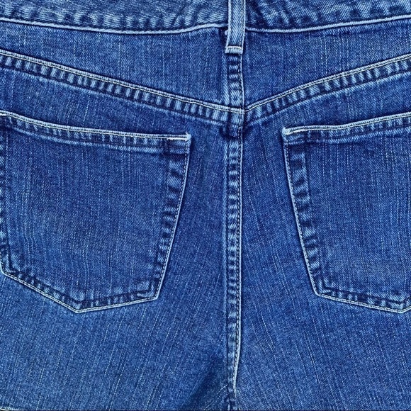 TOMMY HILFIGER Y2K High Waisted Mom Shorts in Medium Wash Size 8 - Picture 7 of 10